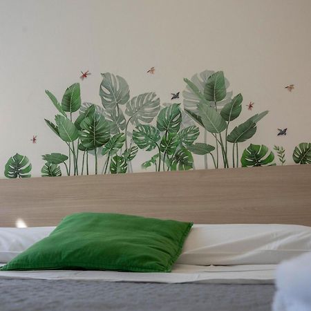 F.A.M. Rooms Чампино Екстериор снимка
