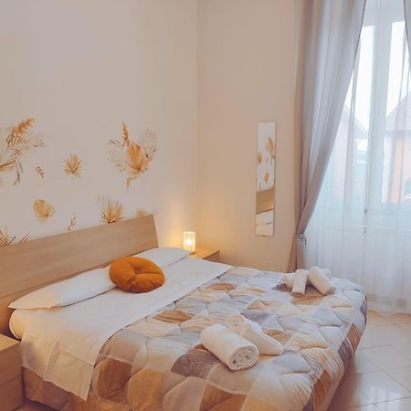 F.A.M. Rooms Чампино Екстериор снимка